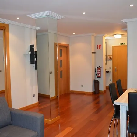 Piso Centrico Y Moderno Gijon